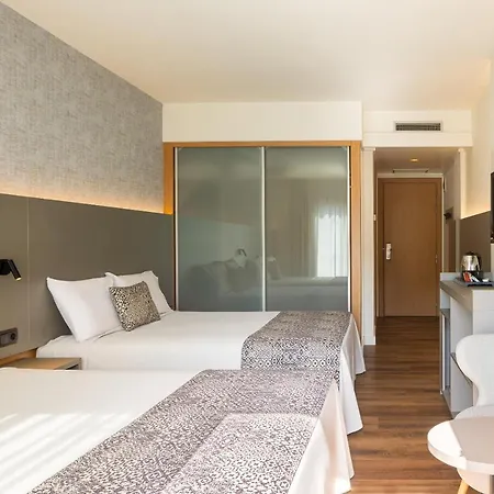 Golden Bahia De Tossa & 4* Sup. Hotel Tossa de Mar