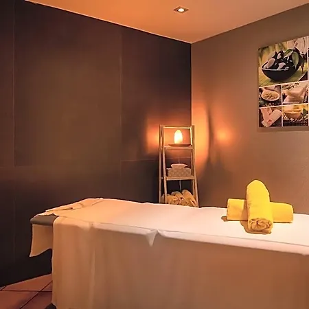 Golden Bahia De Tossa & 4* Sup. Hotel Tossa de Mar